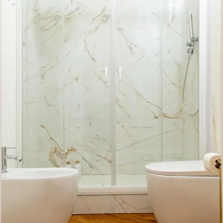 Cavour 4*