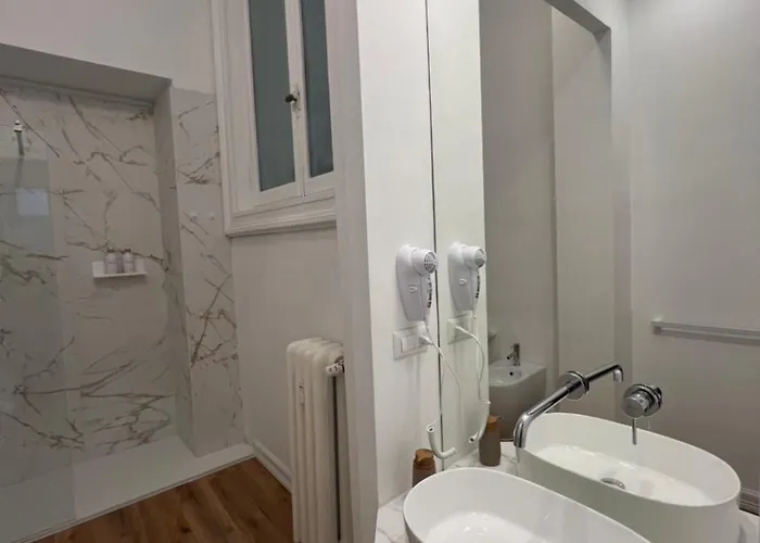 Cavour 4*