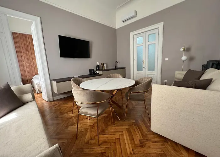 Cavour Πανσιόν