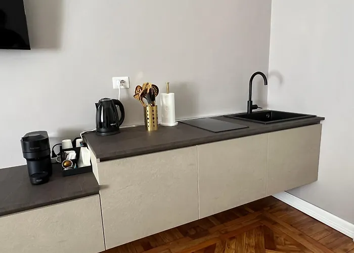 Cavour 4* Torino