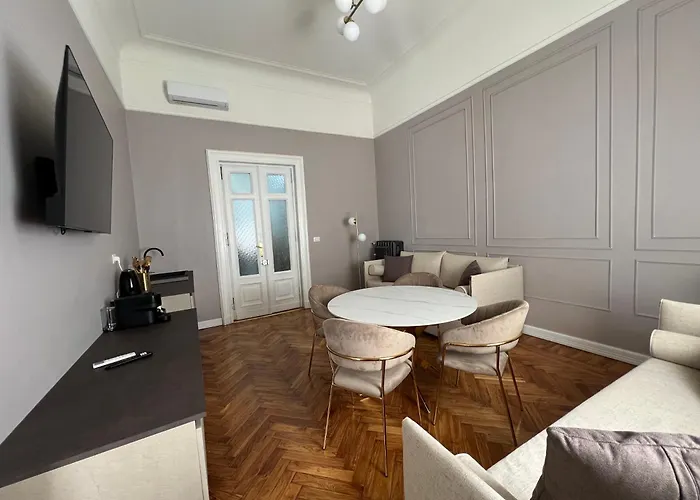 Cavour 4* Torino